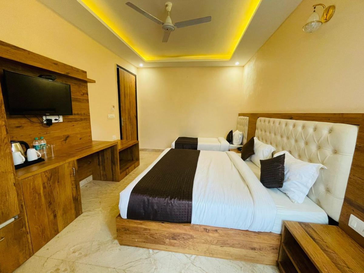 Super Townhouse Oak Tapovan Formerly Hotel Jk Heaven Rishikesh Ngoại thất bức ảnh