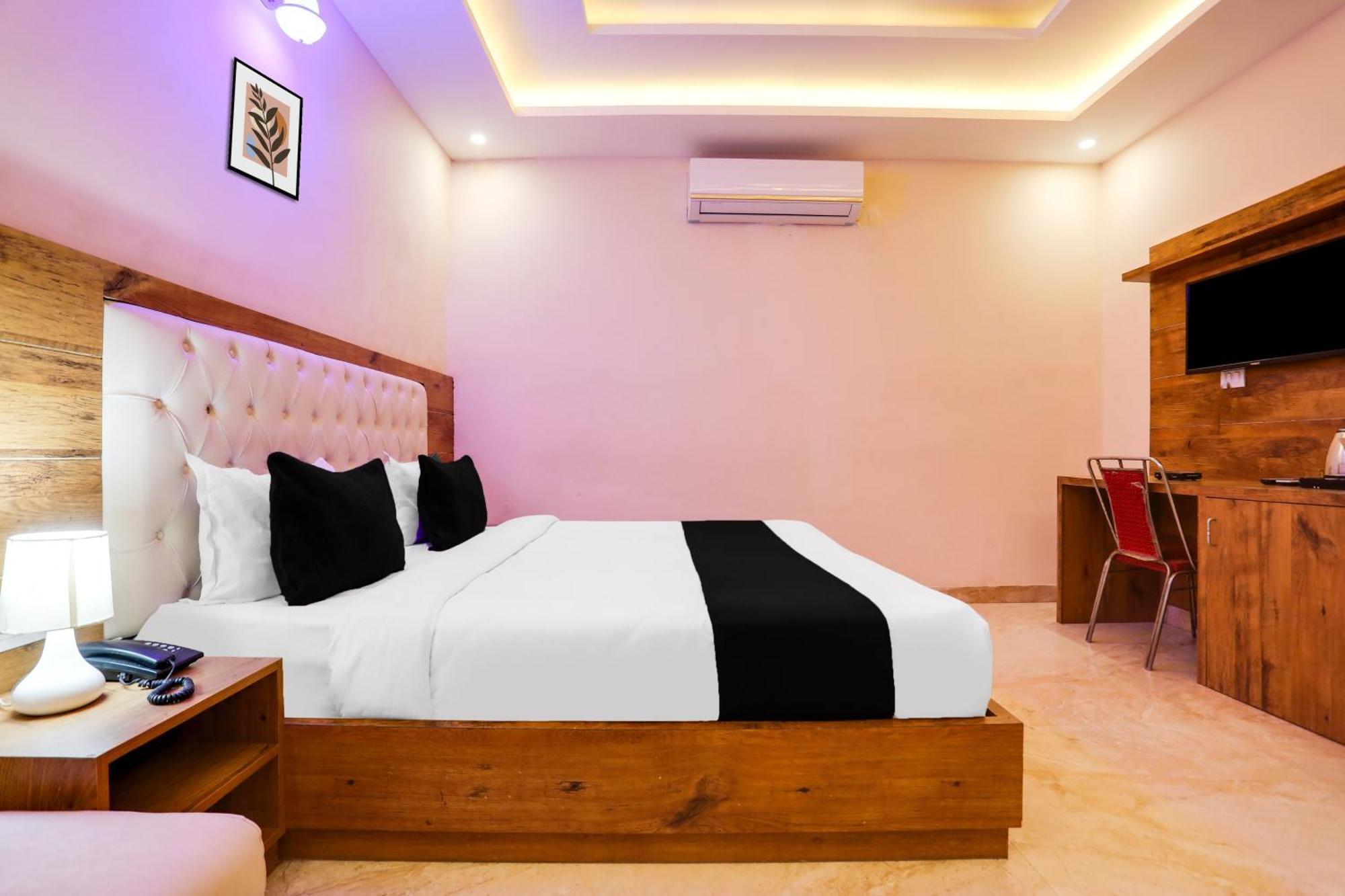 Super Townhouse Oak Tapovan Formerly Hotel Jk Heaven Rishikesh Ngoại thất bức ảnh